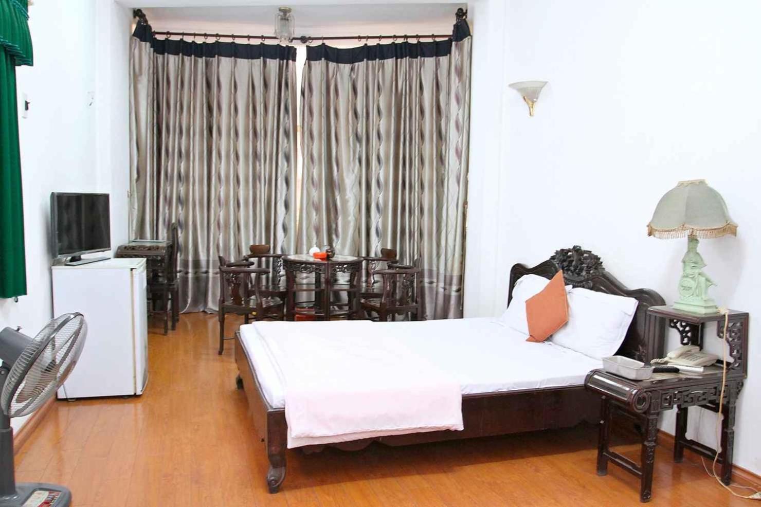 Hoang Cuong Hotel 15 Nguyen Thai Hoc Hanoi Luaran gambar