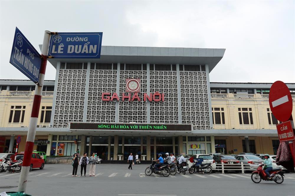 Hoang Cuong Hotel 15 Nguyen Thai Hoc Hanoi Luaran gambar