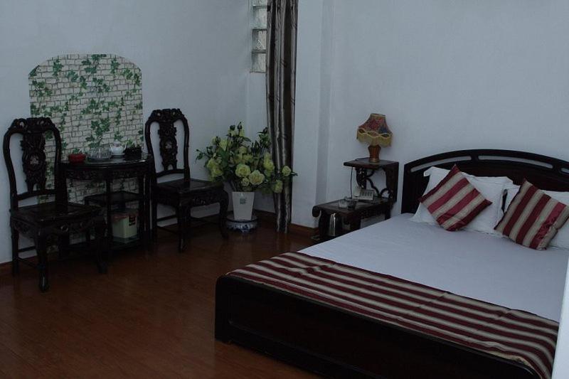 Hoang Cuong Hotel 15 Nguyen Thai Hoc Hanoi Luaran gambar